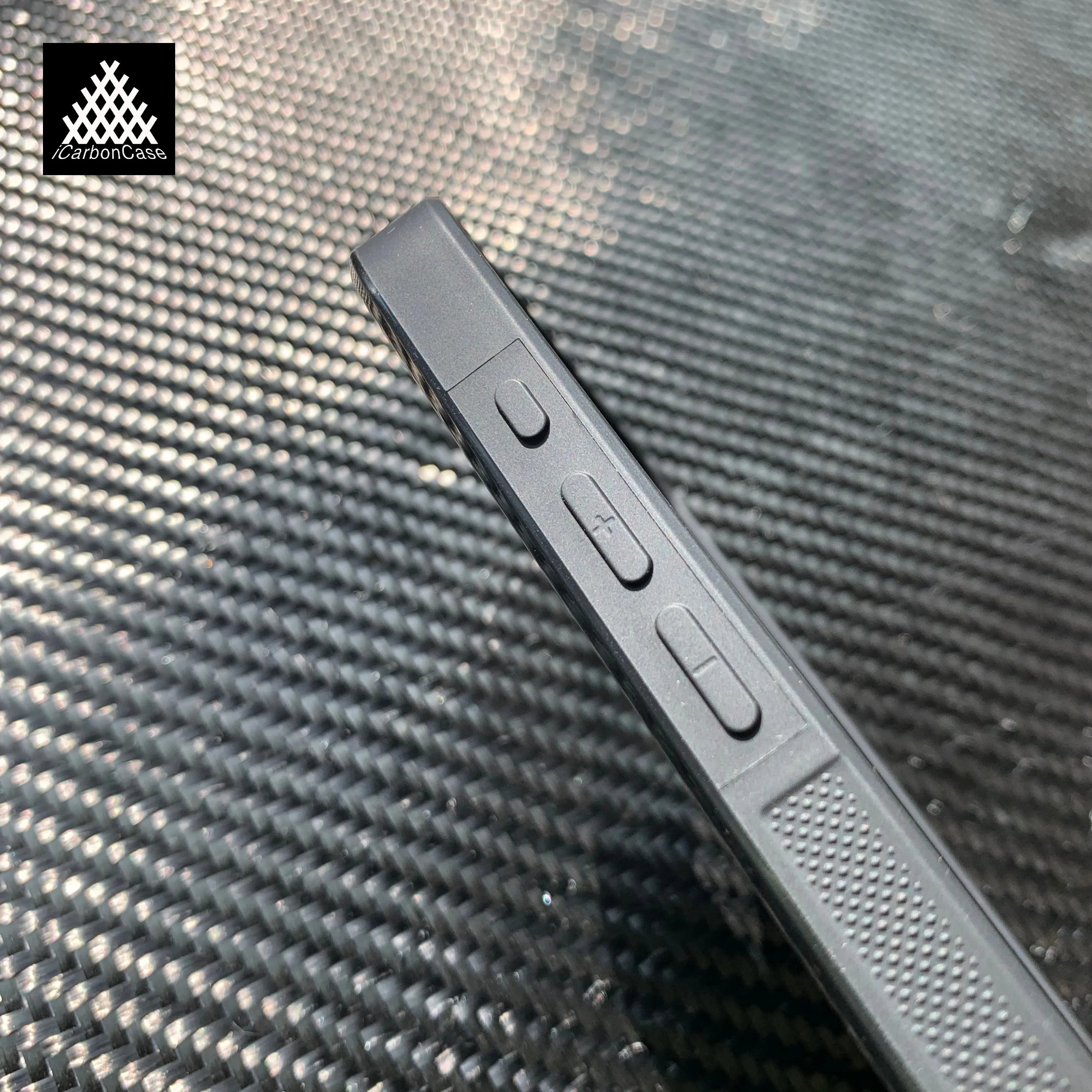 3K Twill Carbon Fiber MagSafe Case for iPhone 17–11 Series